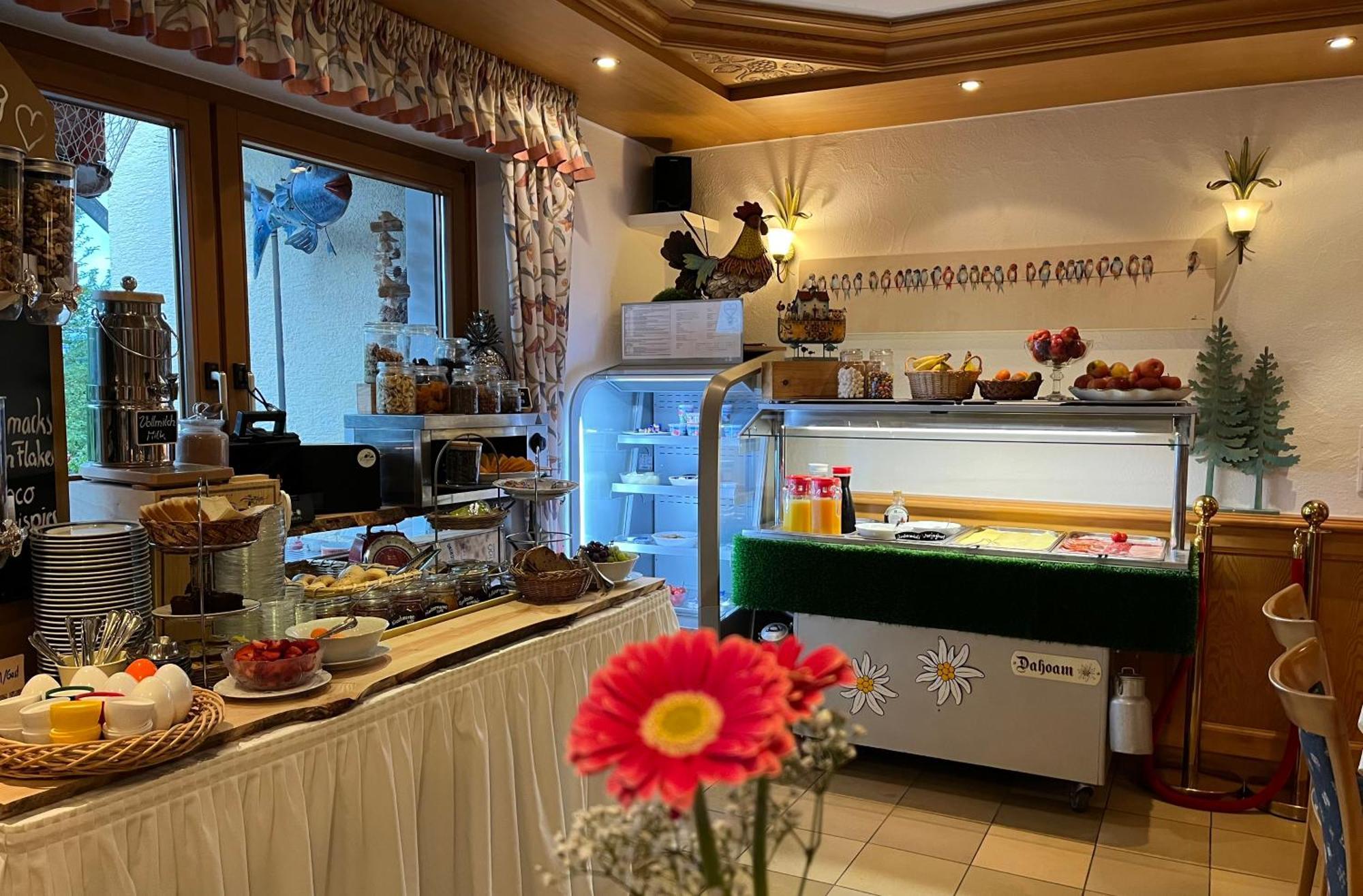 Hotel-Restaurant Berghof Johannesberg Dış mekan fotoğraf